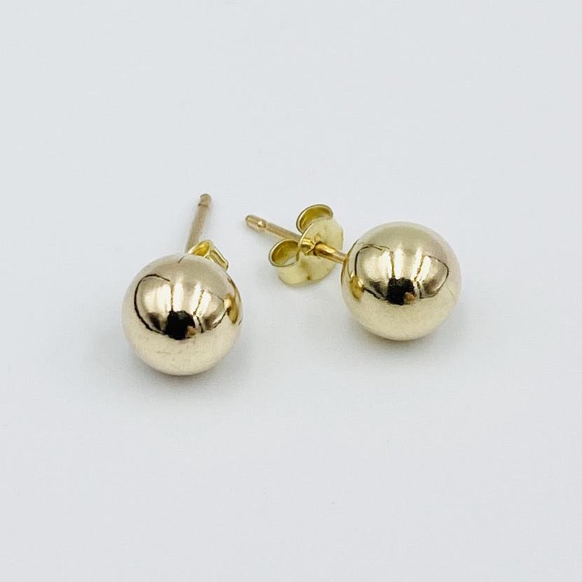 
            
                Load image into Gallery viewer, Euro 9ct yellow gold 8mm ball stud earrings
            
        